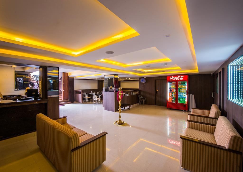 Plaza Hotel Trichy Tiruchirappalli Δωμάτιο φωτογραφία